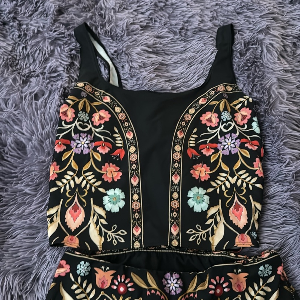 Yoga democracy om tank